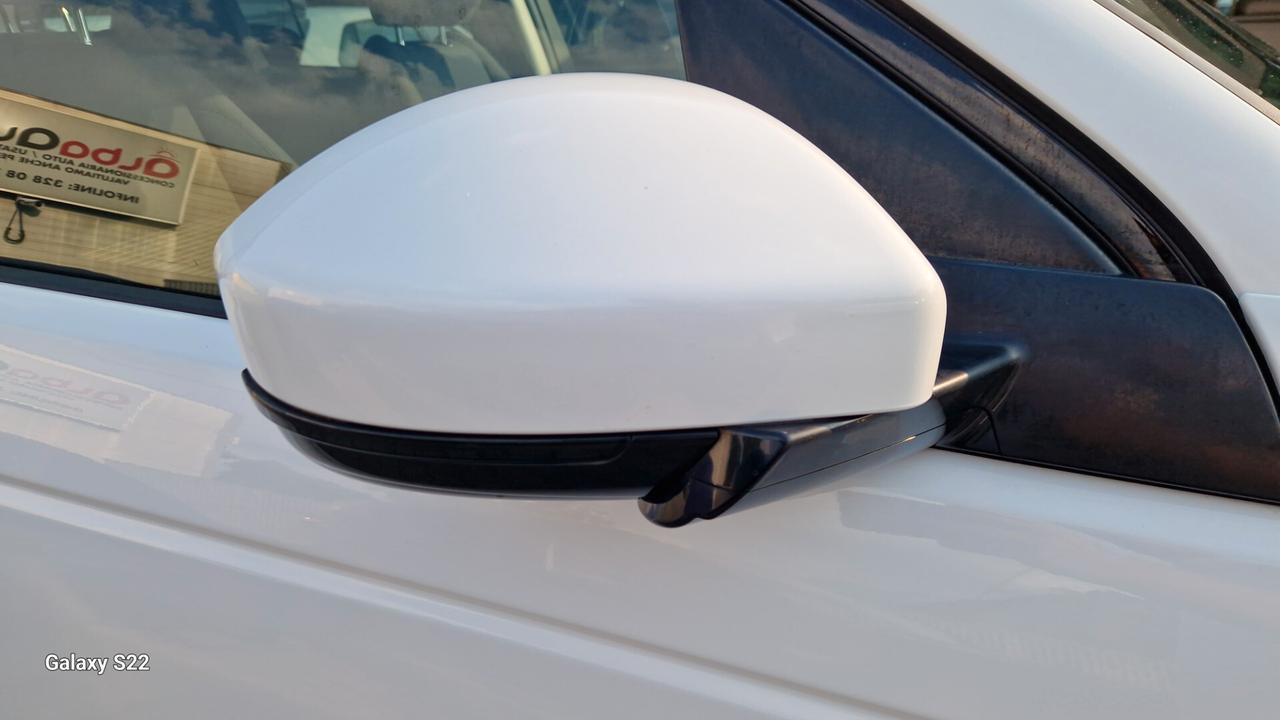 Land Rover Discovery Sport solo 80.000km garantita 12M