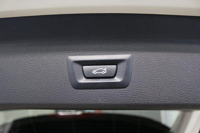 BMW X1 sDrive18d xLine AUTO