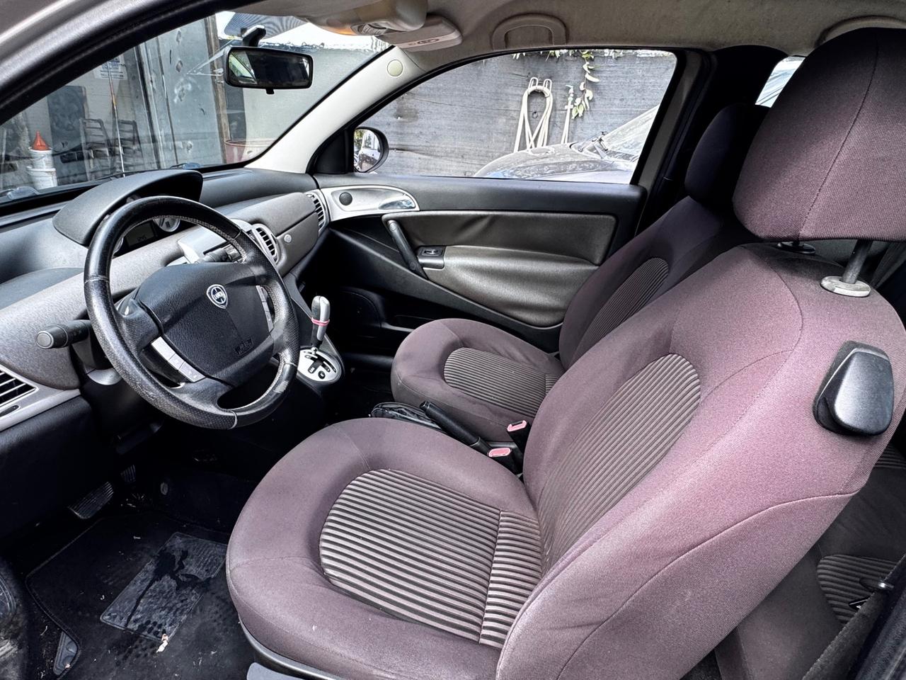 Lancia Ypsilon 1.3 MJT 90 CV Platino