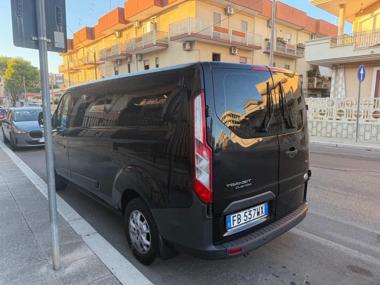 Ford Transit Custom 2.2 TDCi 125CV PC-DC Furgone Trend. 9p