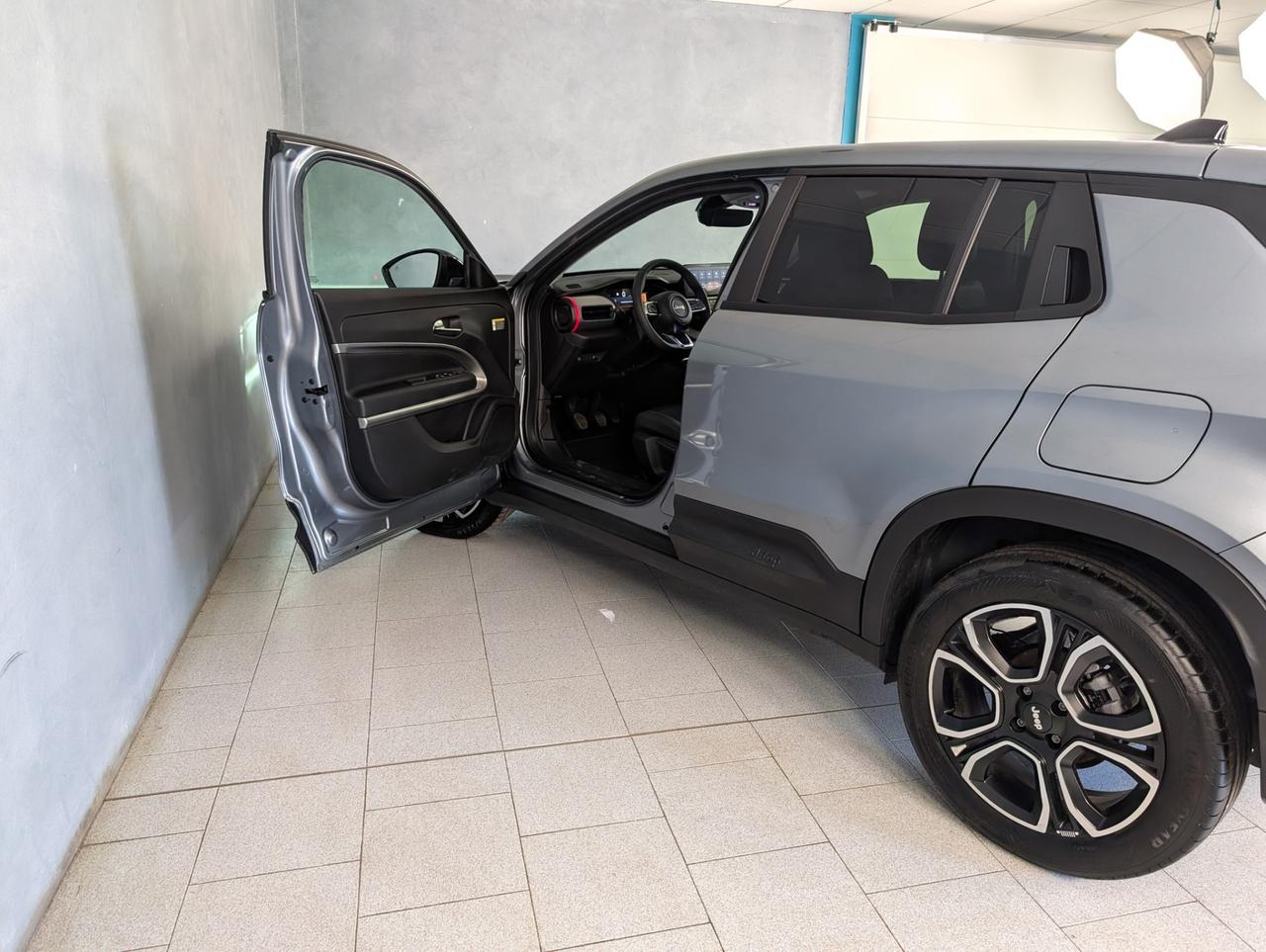 Jeep avenger 1.2 Turbo 100cv Summit