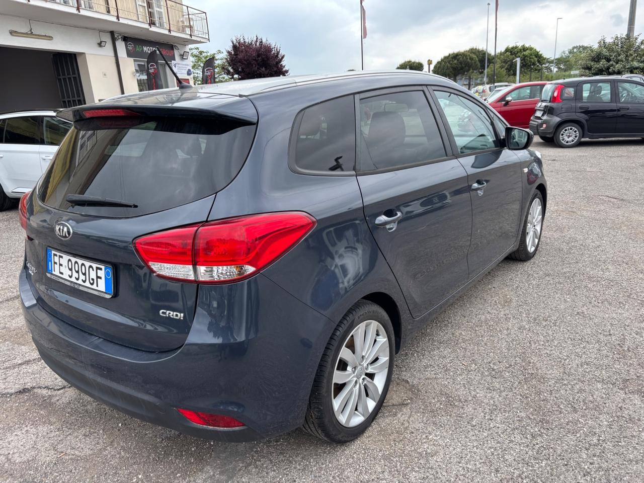 Kia Carens 1.7 CRDi 115 CV Diesel – Garanzia 12 mesi