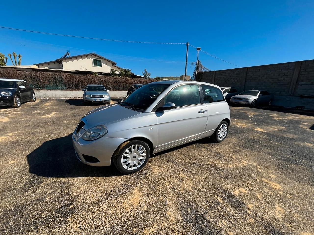 Lancia Ypsilon 1.2 Argento 60cv