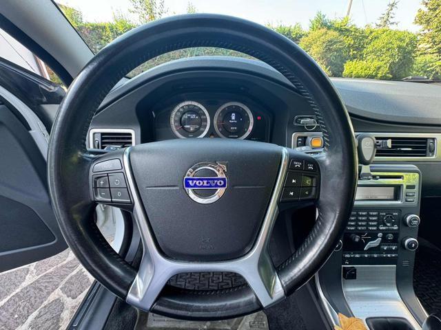 VOLVO V70 2.5 FT MOMENTUM AFV BI-FUEL