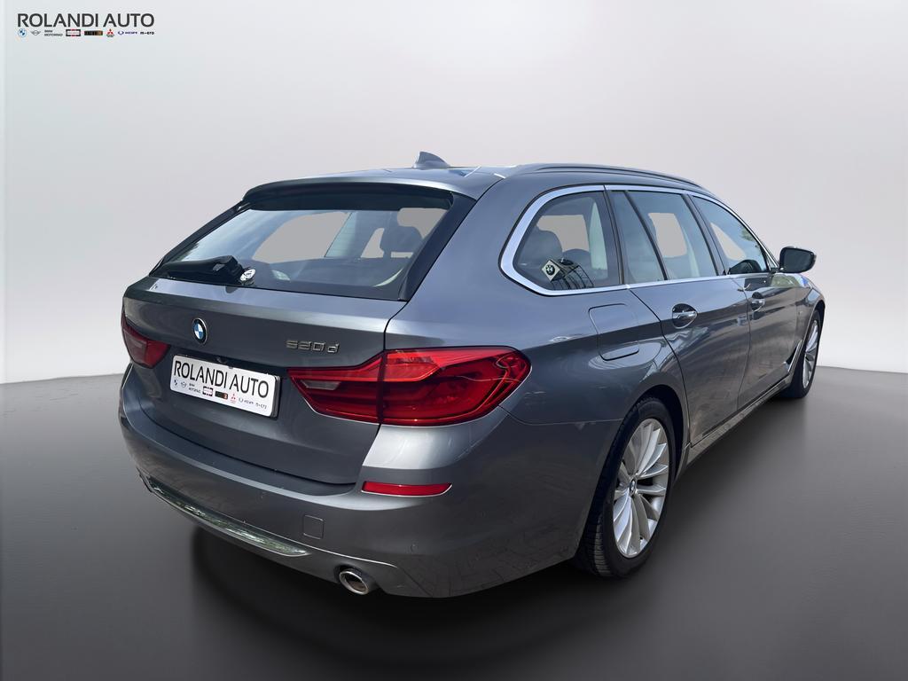 BMW Serie 5 Touring 520 d Luxury Steptronic