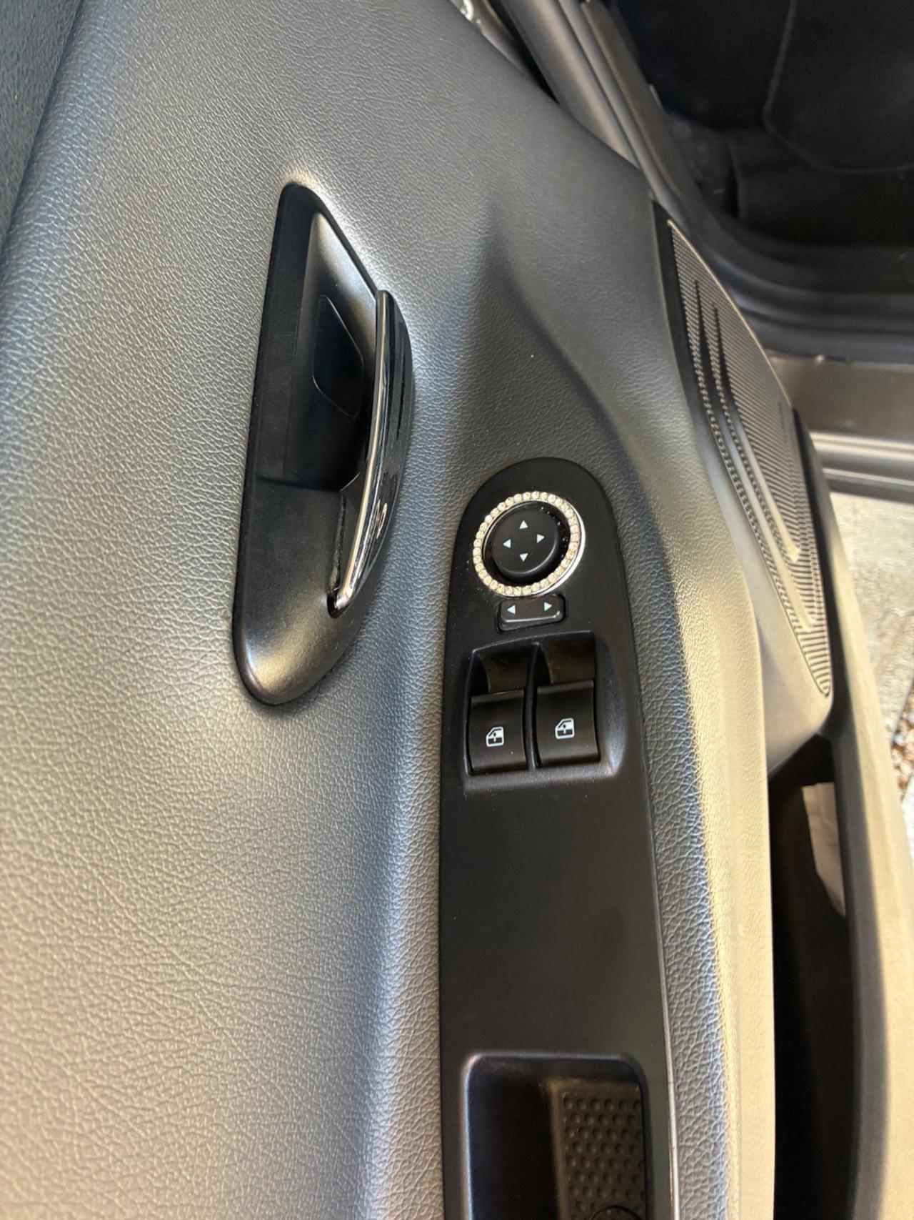 Lancia Ypsilon 1.2 69 CV Platinum