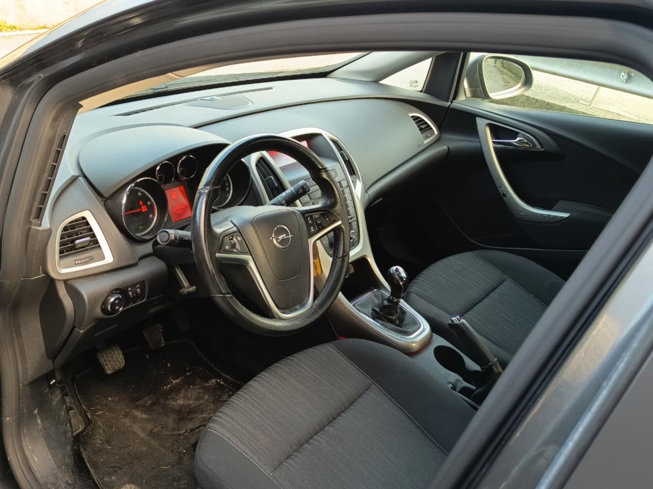 Opel Astra 1.7 CDTI 110CV EcoFLEX S&S 5 porte Cosmo