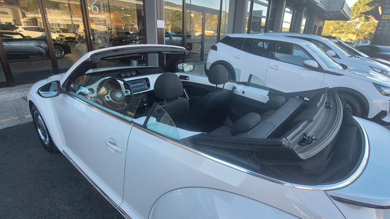 Volkswagen Maggiolino Cabrio 1.6 TDI Design