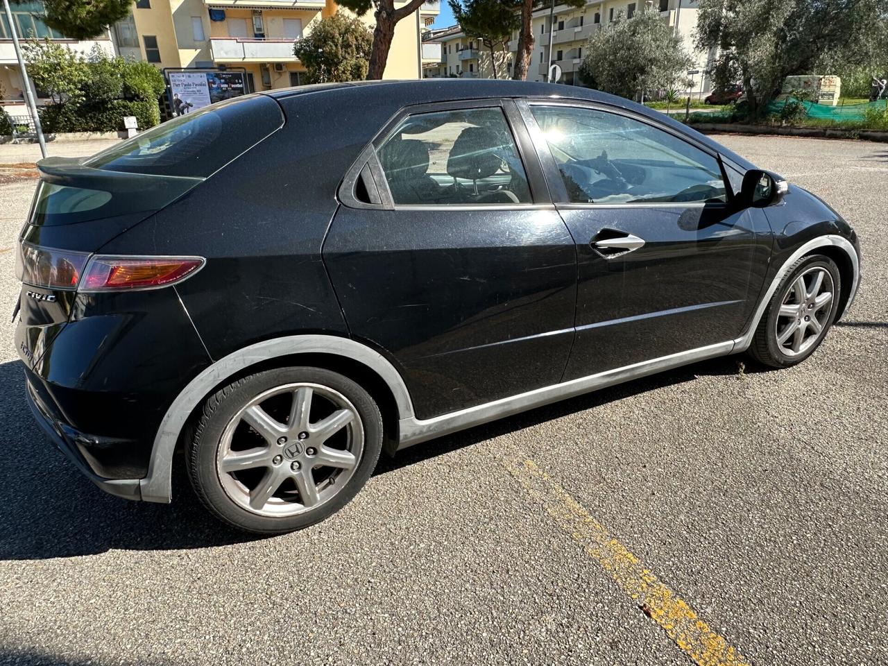 Honda Civic 2.2 i-CTDi 5p. Executive i-P DPF 2006..