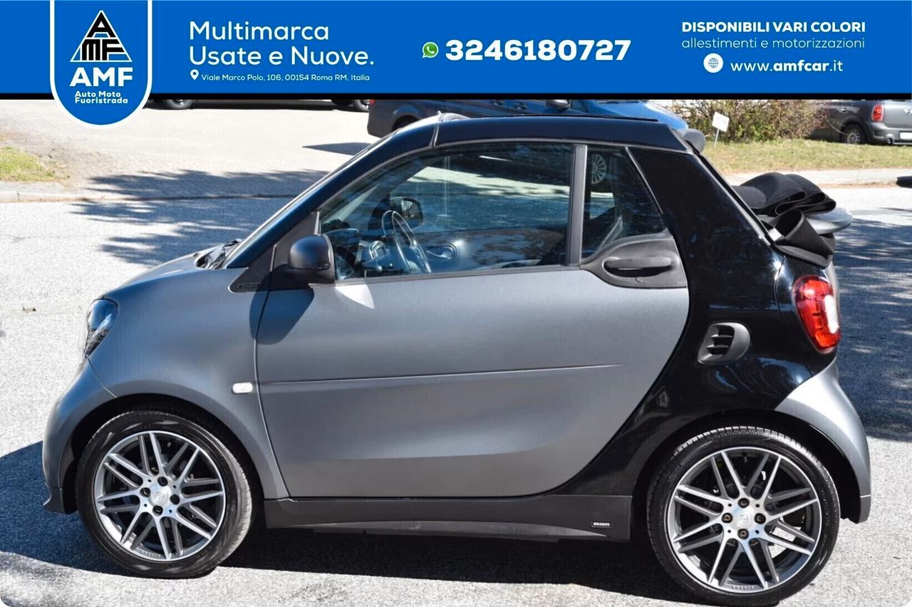 Smart ForTwo BRABUS 109cv Cabrio GRIGIO OPACO NAVICAMERA JBL