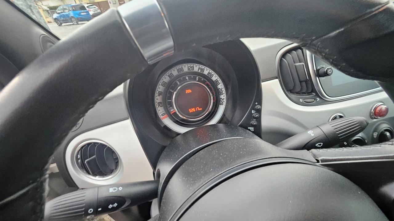 Fiat 500 C 1.0 Hybrid Connect