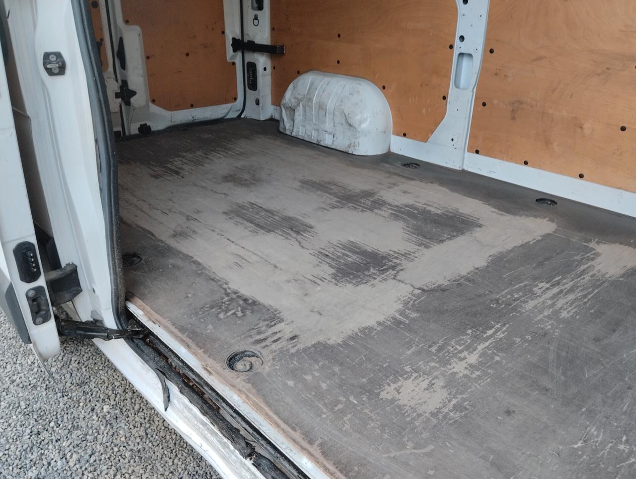 RENAULT MASTER 2.3 DCI 150 CV - P.TA 1.451 KG