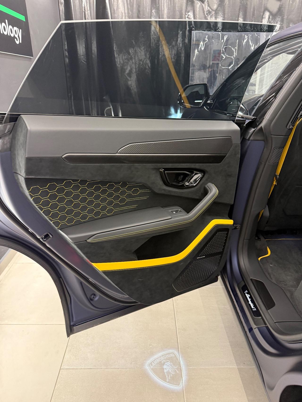 Lamborghini Urus 4.0 Performante