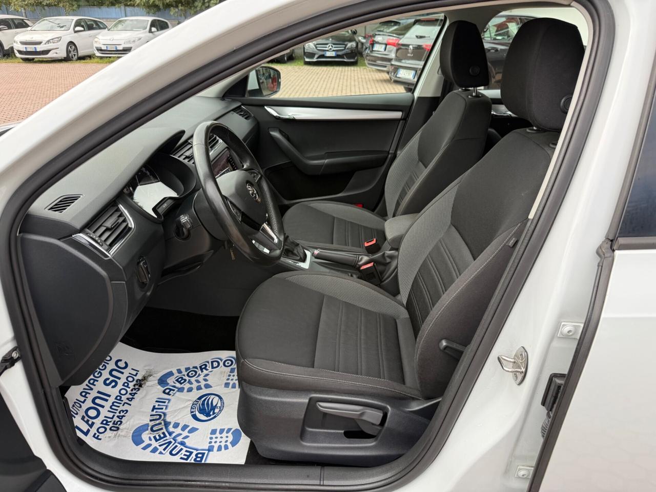 Octavia 2.0 TDI SCR 150 CV DSG Wagon Ambition