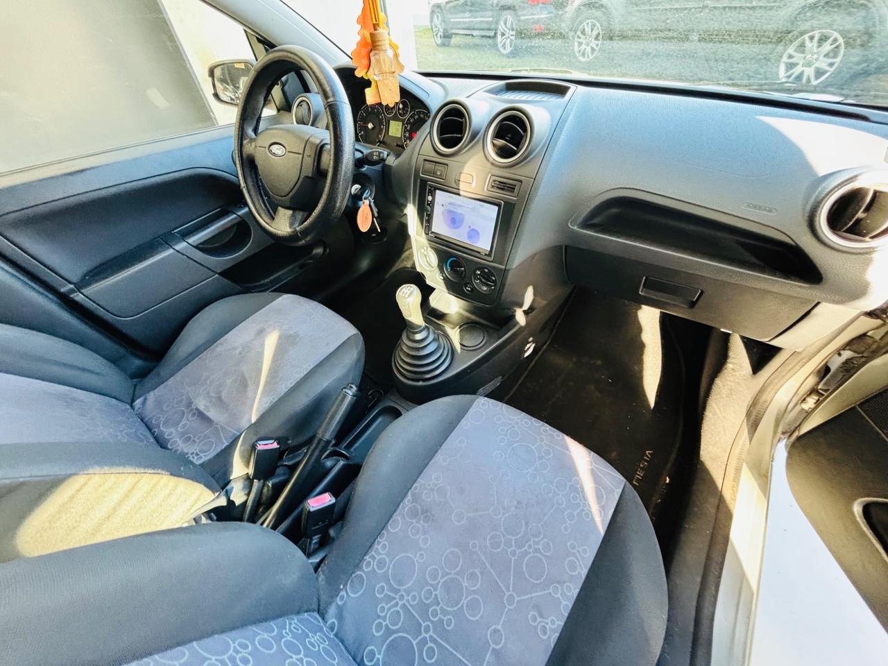 Ford Fiesta 1.2 16V 3p. Ghia