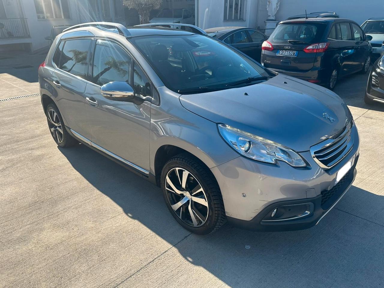 Peugeot 2008 BlueHDi 100 Allure
