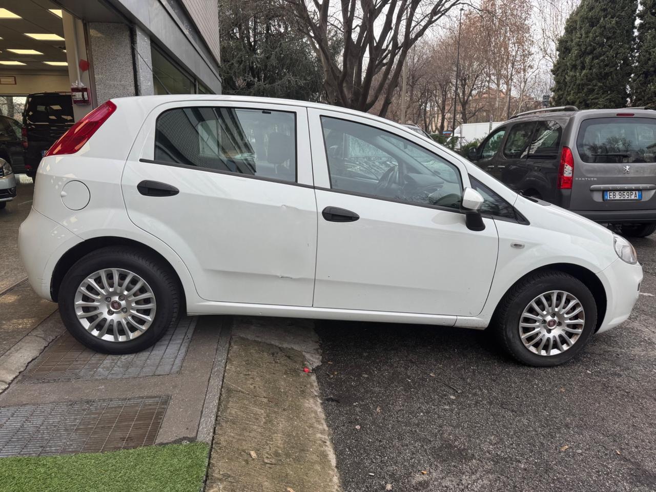 Fiat Punto 1.4 8V 5 porte Easypower Street