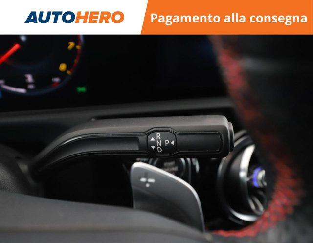 MERCEDES-BENZ A 180 Automatic Premium