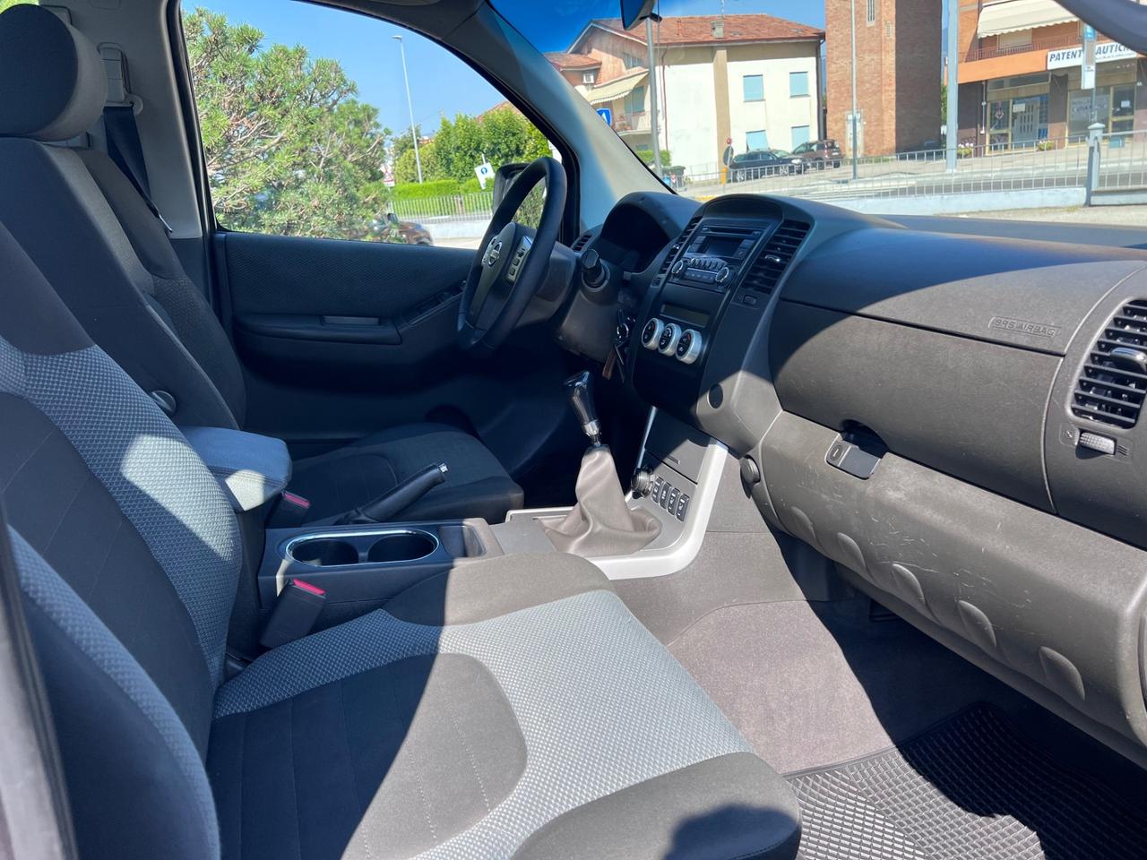 Nissan Navara 2.5 dCi 190CV 4 porte Double Cab LE Plus Restyling
