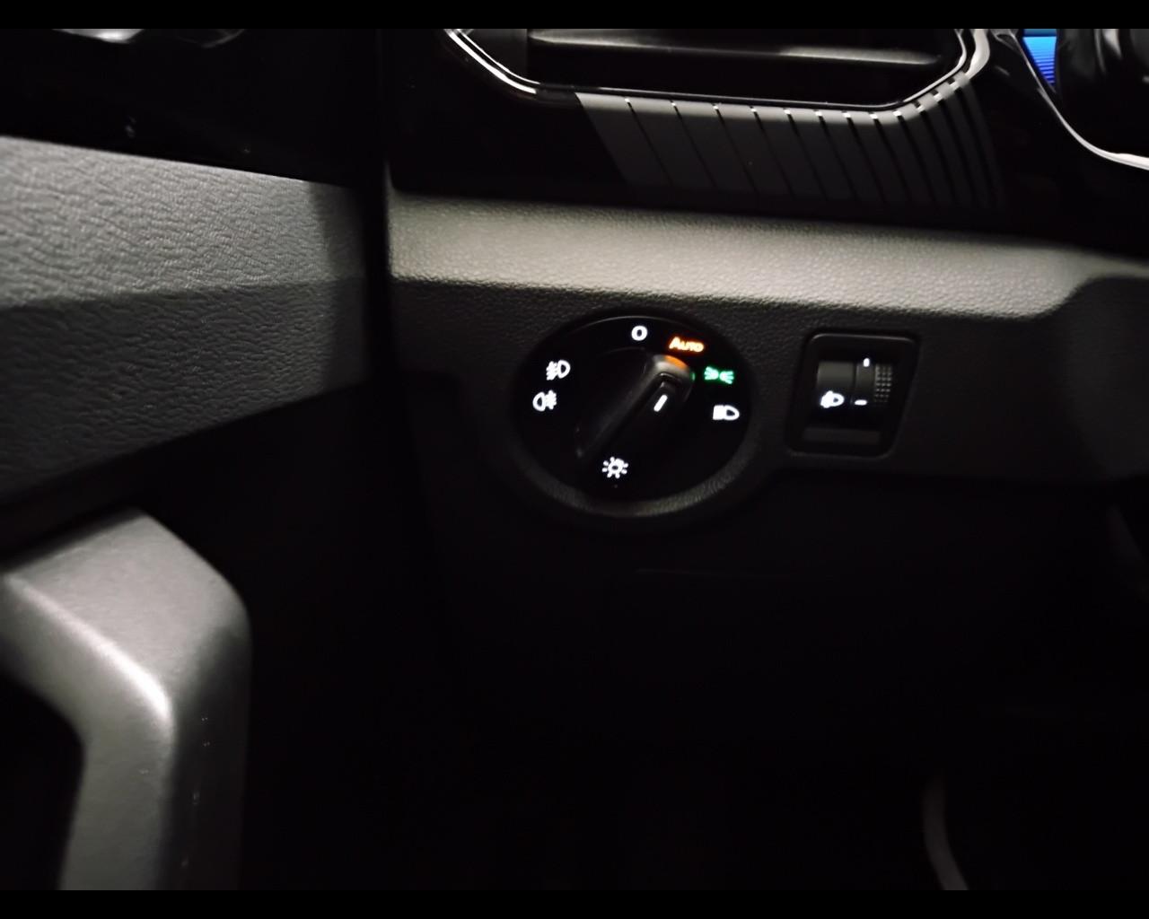 VOLKSWAGEN T-Cross 2019 - T-Cross 1.0 tsi Style 110cv dsg