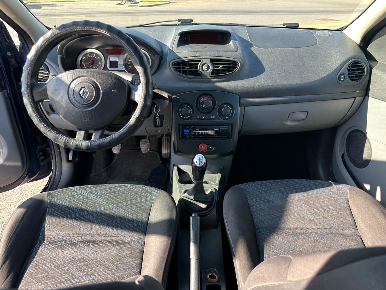 Renault Clio 1.2 16V 5 porte Confort