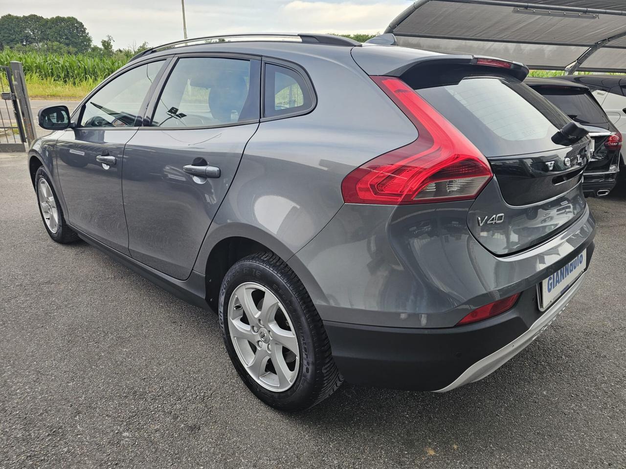 Volvo V40 Cross Country D2 Geartronic Business