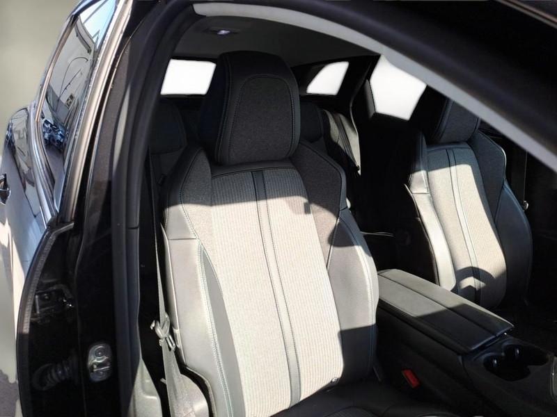 PEUGEOT 3008 BLUEHDI 130 EAT8 SES ALLURE PACK AUTO SUV