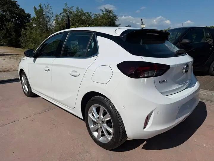 Opel Corsa -