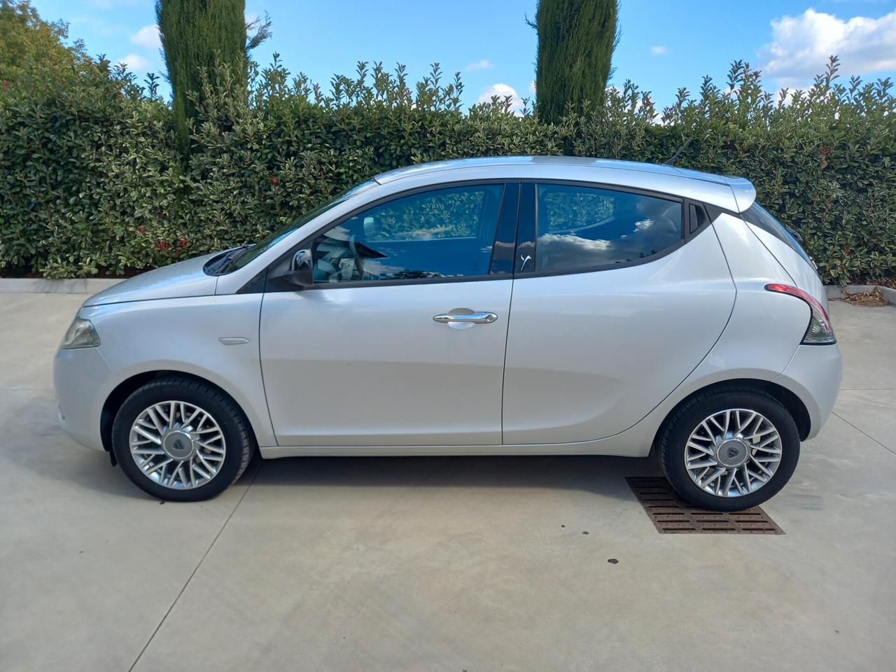 Lancia Ypsilon 1.3 MJT 16V 95 CV 5 porte S&S Platinum