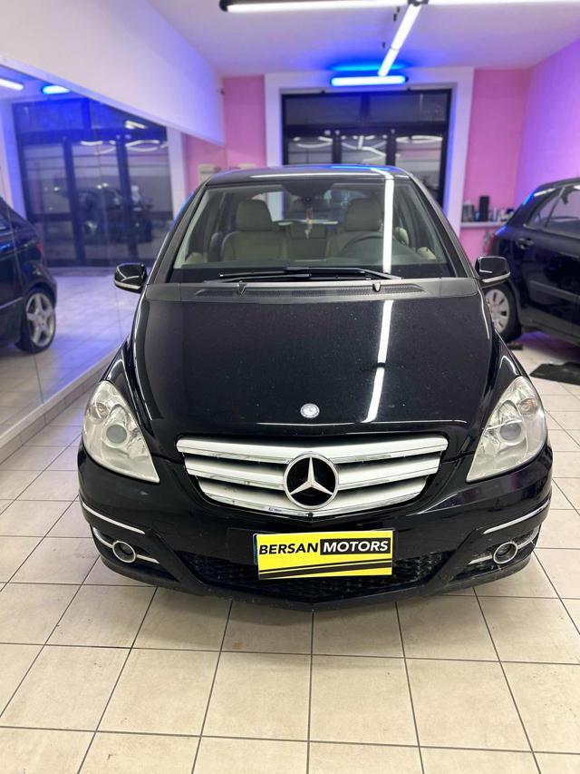 MERCEDES-BENZ B 180 CDI Sport