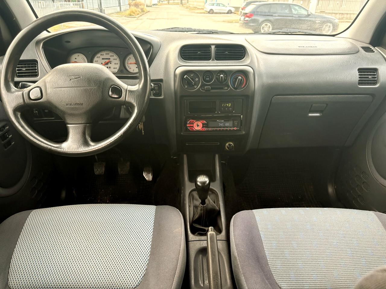 DAIHATSU TERIOS 1.3(benz) 4x4 inserib.-2006