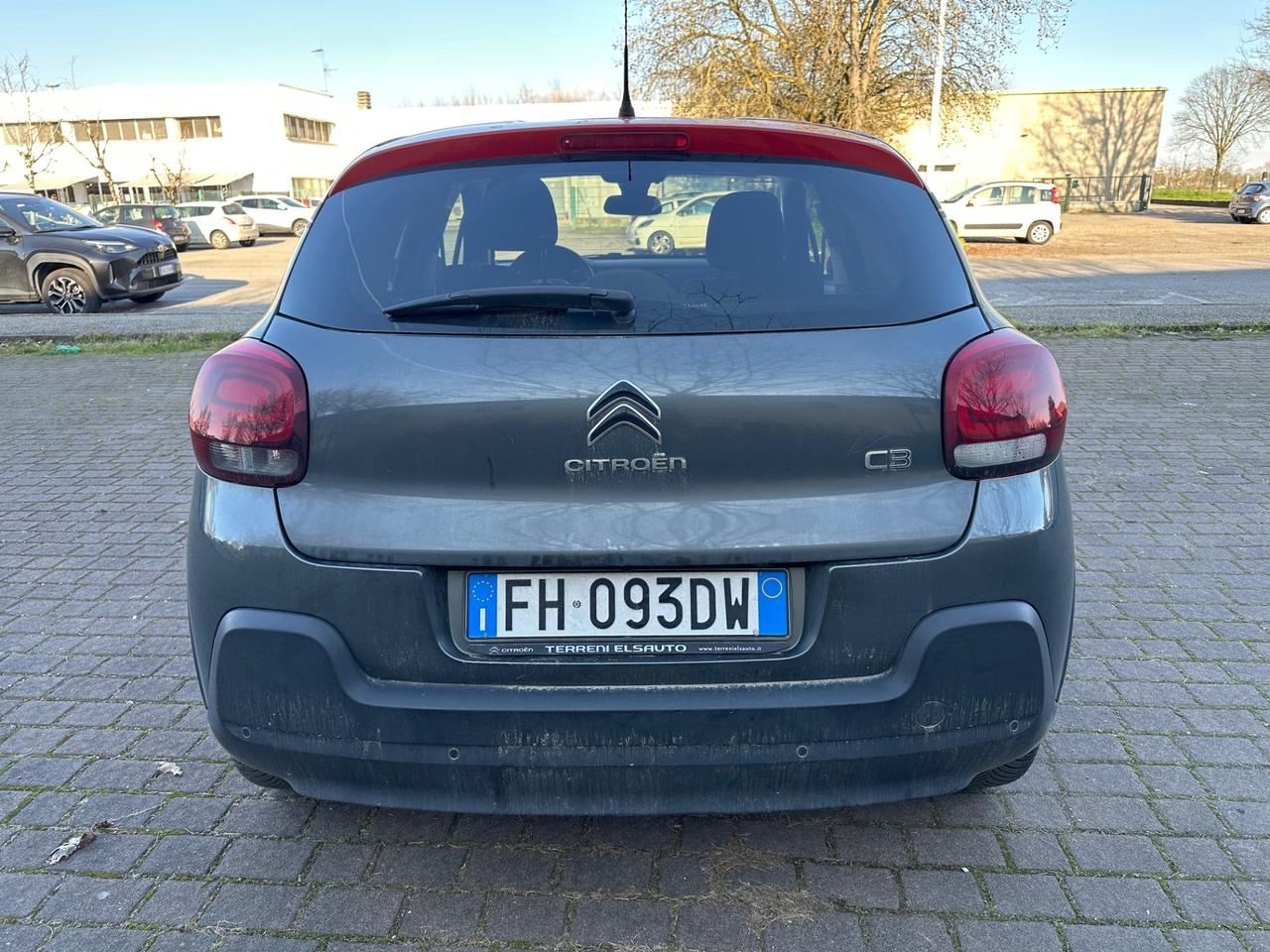 Citroen C3 MOTORE GIRA BENE MA MANGIA ACQUA