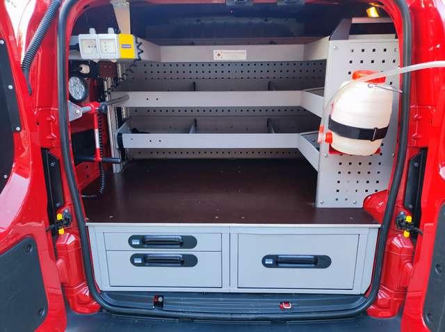 Fiat Fiorino 1.3 Mjet 95 cv ADVENTURE INVERTER 220V + SCAFFALI