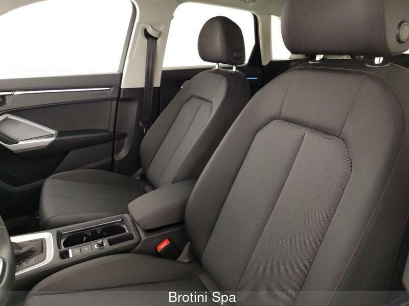 Audi Q3 2.0 35 TDI S Tronic Business Advanced