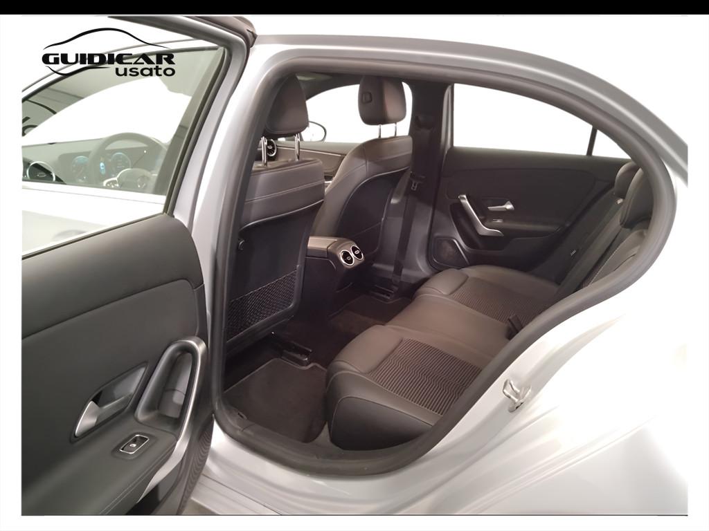 Mercedes-Benz Classe A - W177 2018 - A 180 d Sport auto