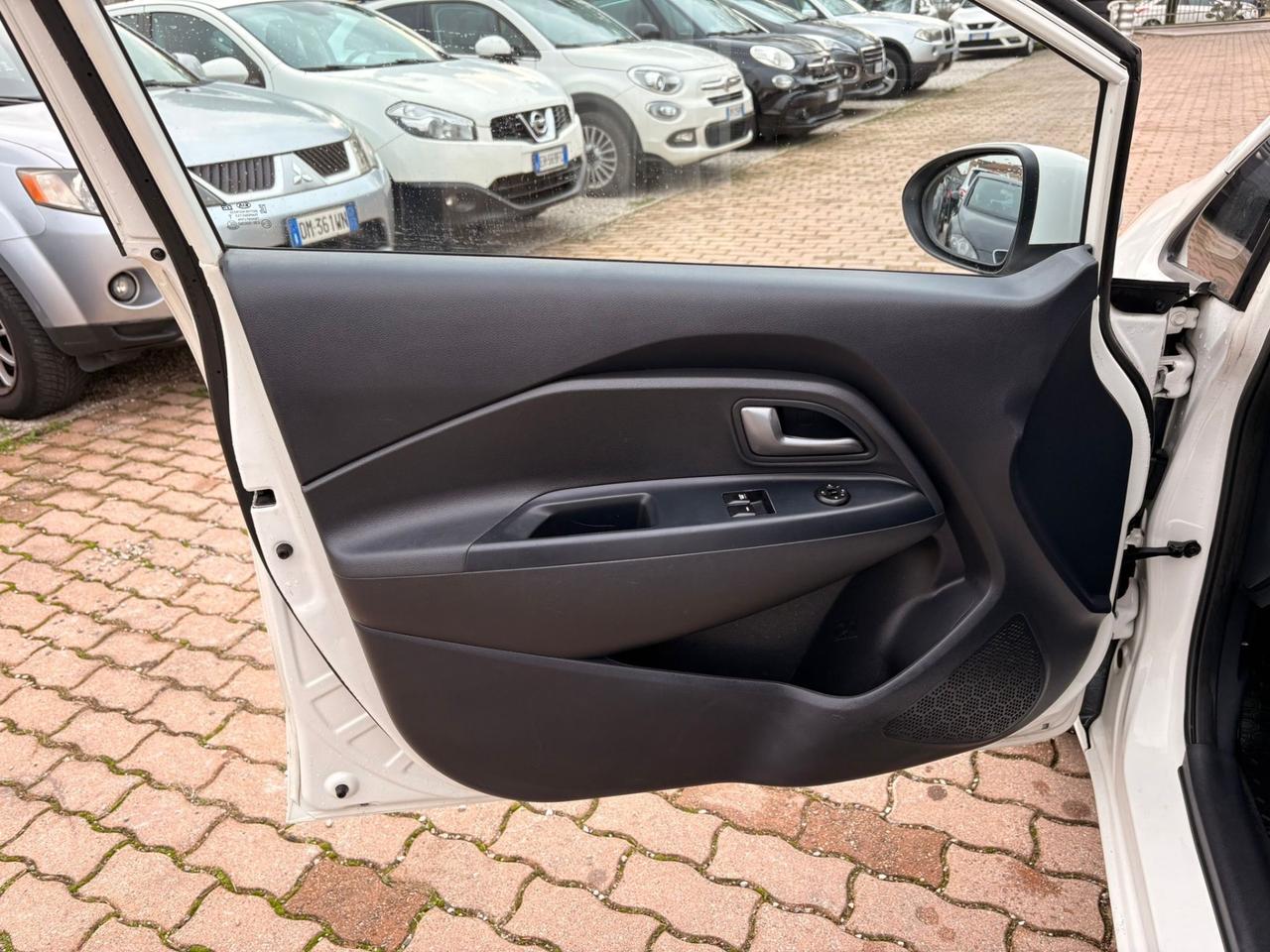 Kia Rio 1.1 CRDi 5p. Cool