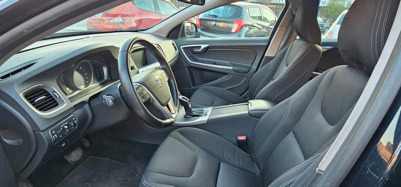 Volvo V60 Automatica 120 CV