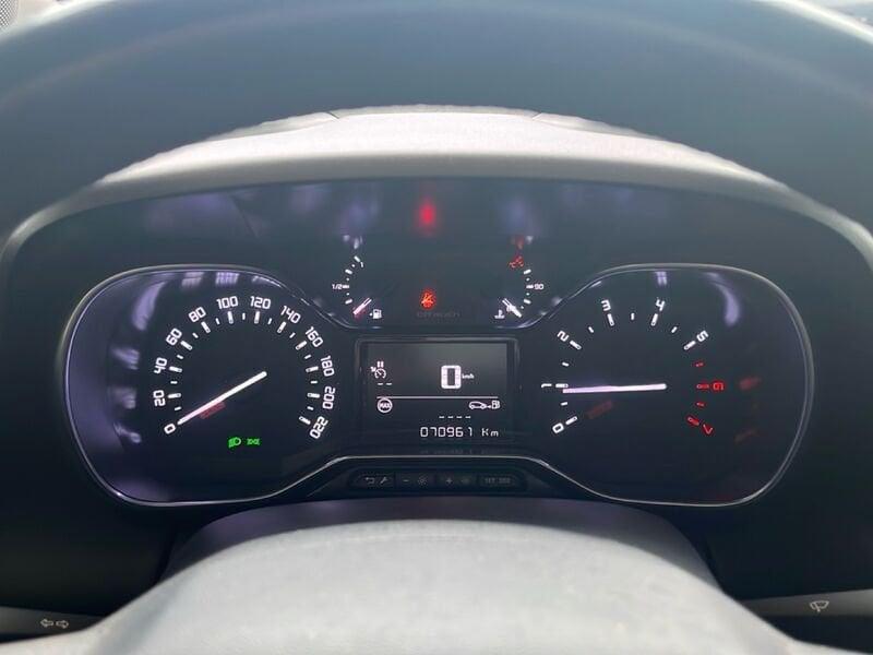 Citroën C3 Aircross BlueHDi 110 S&S Shine Pack