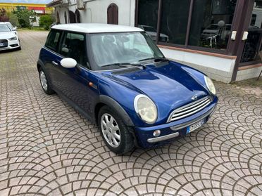 Mini 1.4 tdi One D IDONEA PER NEOPATENTATI
