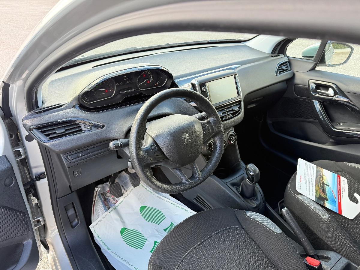 PEUGEOT - 208 - BlueHDi 75 S&S 5p. Active