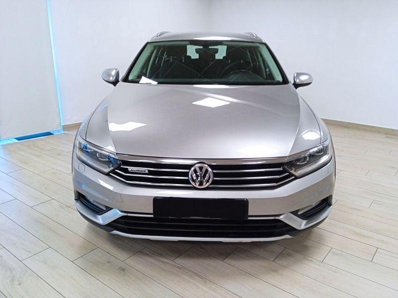 Volkswagen Passat 8ª serie Business Alltrack 2.0 TDI 190 CV 4MOTION DSG Exec.BMT