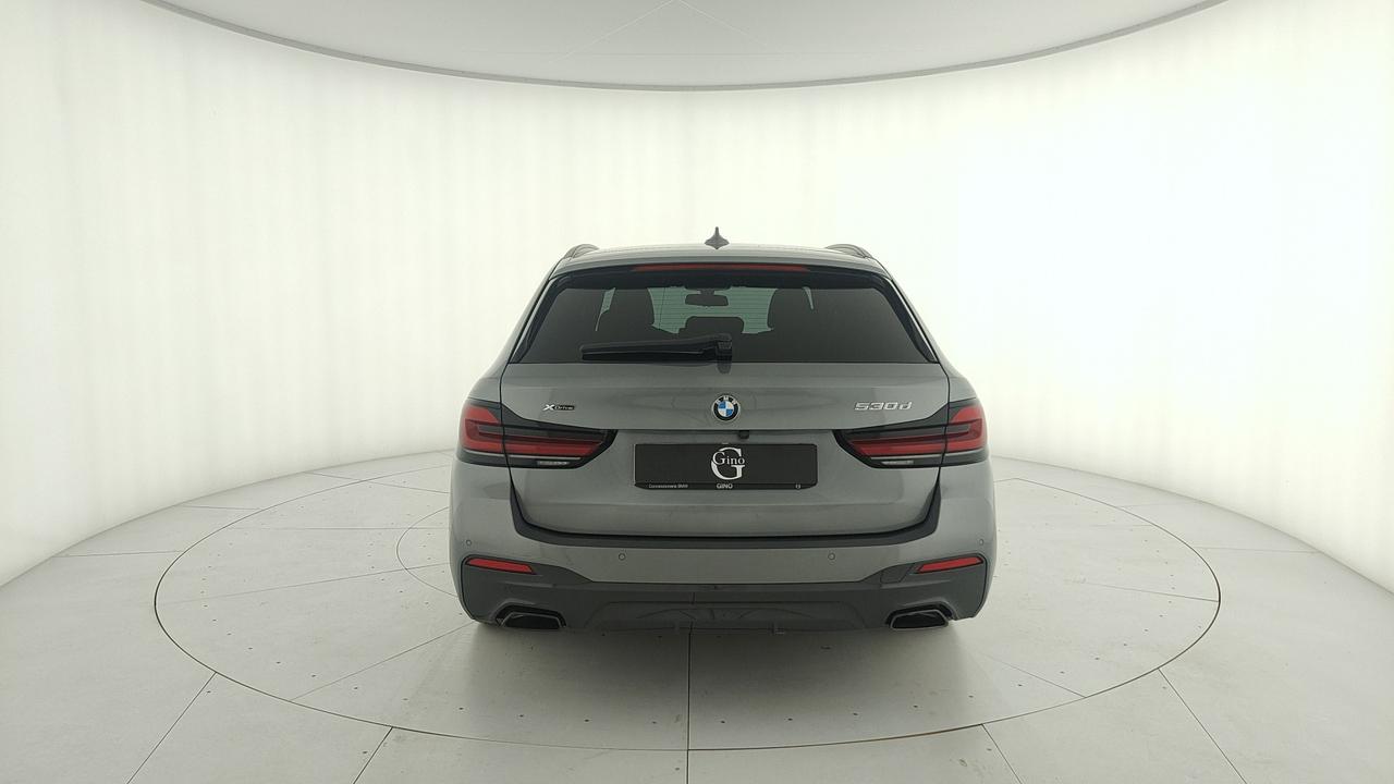 BMW Serie 5 G31 2020 Touring LCI - 530d Touring mhev 48V xdrive Business auto