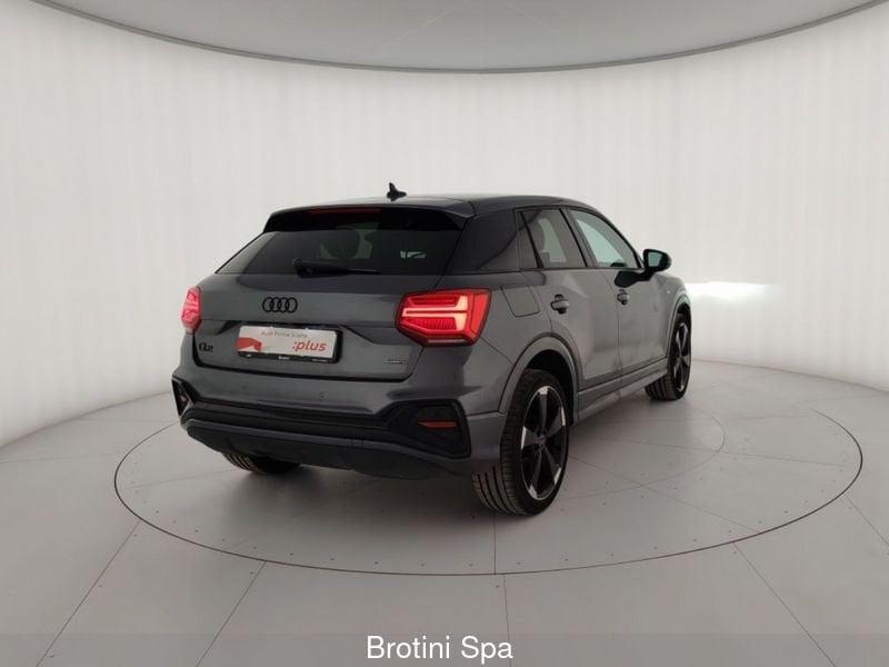 Audi Q2 Q2 35 TDI quattro S tronic Identity Black