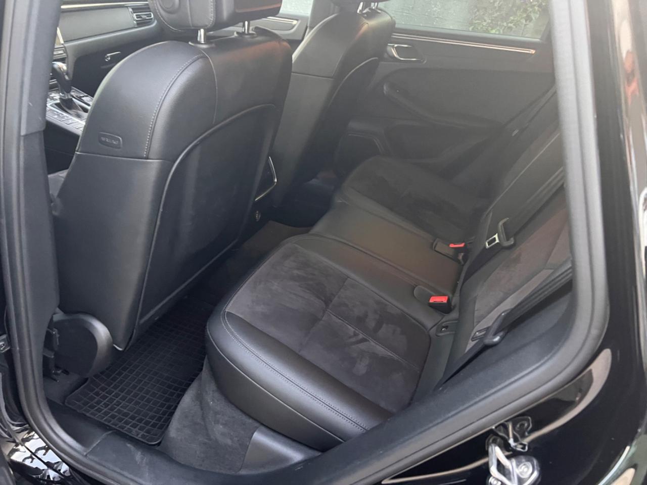 Porsche Macan 2.0 245Cv