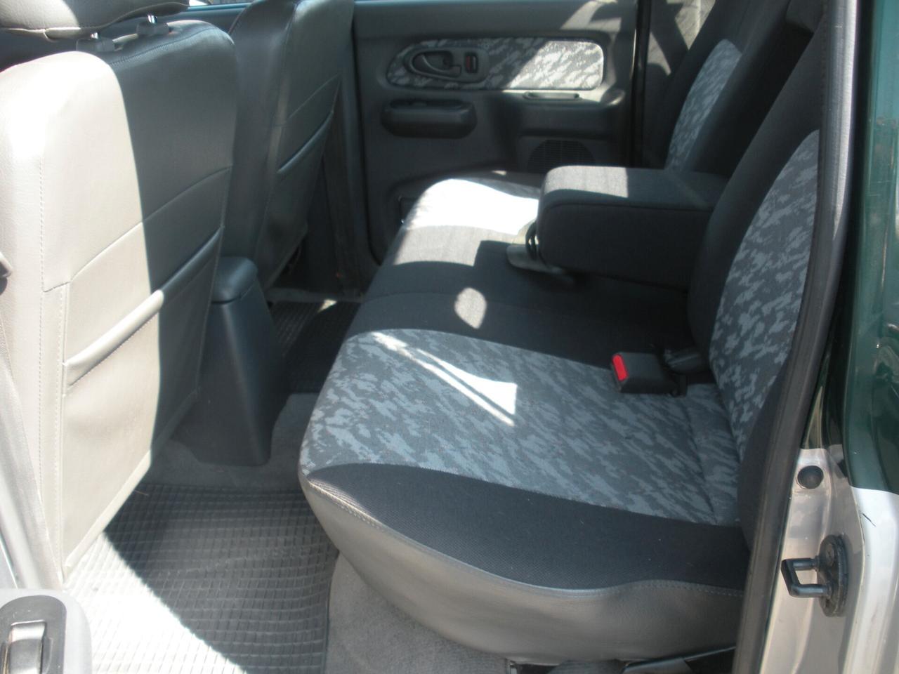 Mitsubishi L200 2.5 TDI 4WD Double Cab GLS Air