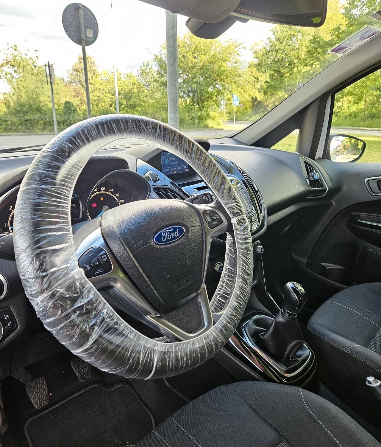 Ford B-Max 1.5 TDCi 75 CV Business Titanium