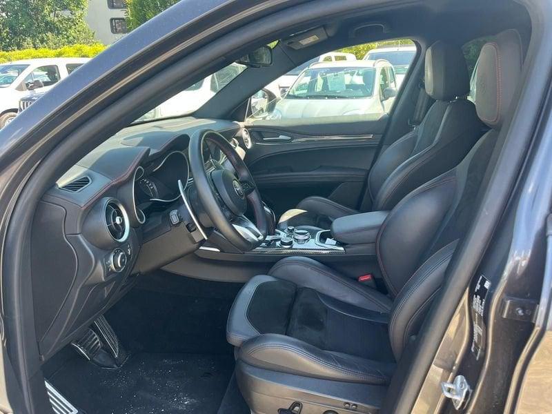 Alfa Romeo Stelvio 2.0 Turbo 280 CV AT8 Q4 Ti