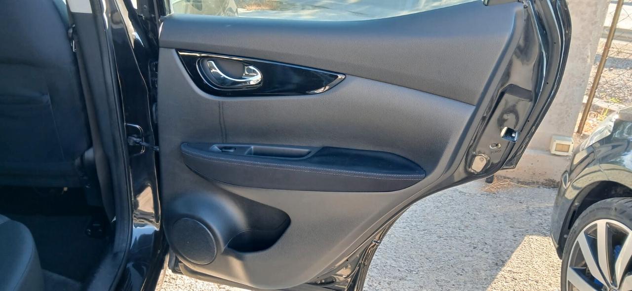 Nissan Qashqai 1.5 dCi Tekna - 2015