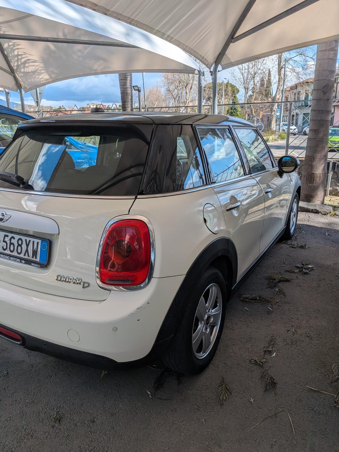 Mini 1.5 Cooper D Business