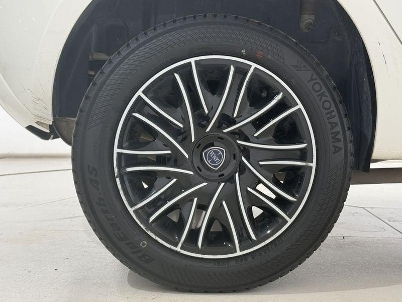 Lancia Ypsilon 0.9 TwinAir 70cv metano Ecochic GOLD